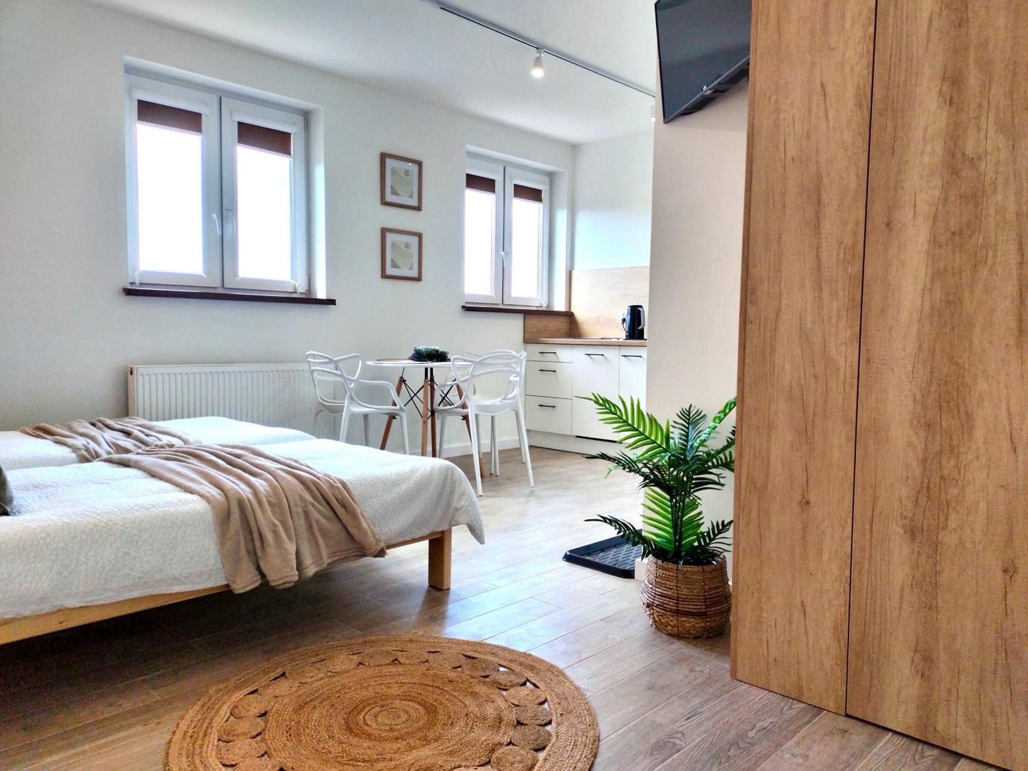 Agroturystyka Jodlowa - Rodzinne Apartamenty W Centrum Gor Swietokrzyskich - Sala Zabaw, Zwierzeta, Bilard Krajno-Zagorze المظهر الخارجي الصورة