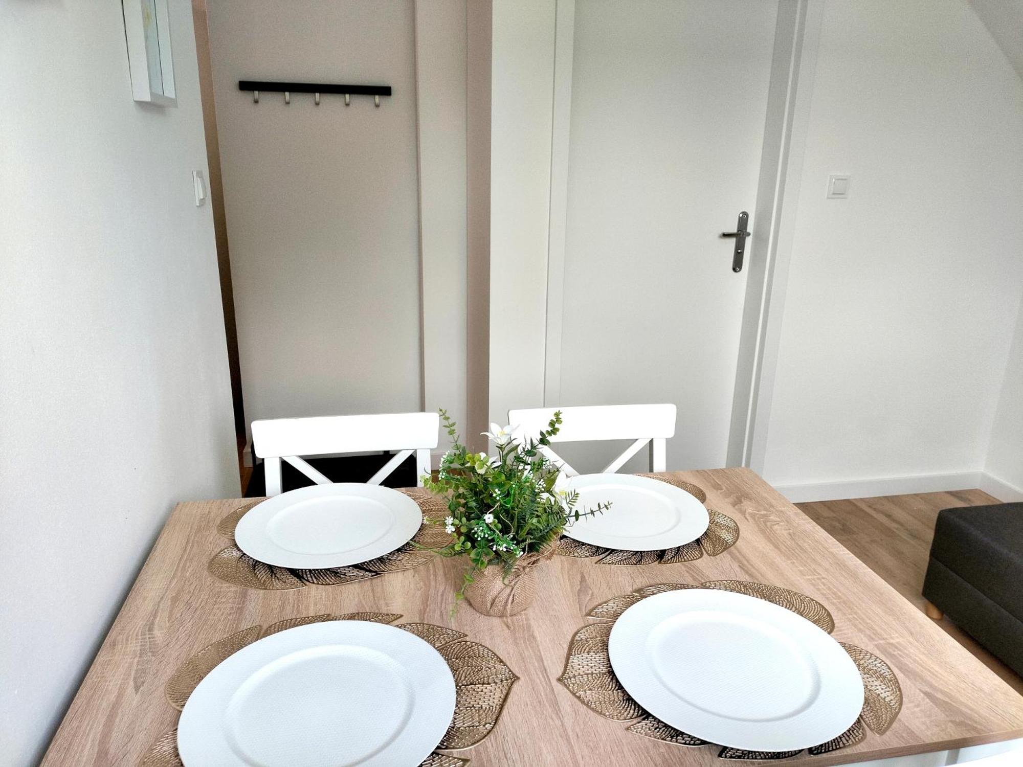 Agroturystyka Jodlowa - Rodzinne Apartamenty W Centrum Gor Swietokrzyskich - Sala Zabaw, Zwierzeta, Bilard Krajno-Zagorze المظهر الخارجي الصورة